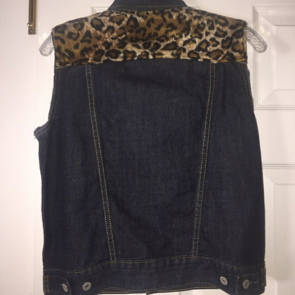Custom Levis leopard print denim vest - Picture 2 of 2